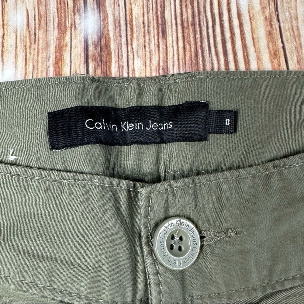 Nwt Calvin Klein Women’s Short Size 8 - Picture 3 of 13